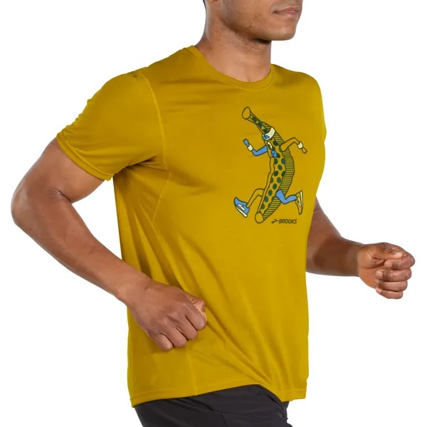 تیشرت دویدن مردانه بروکس مدل Distance graphic golden hour